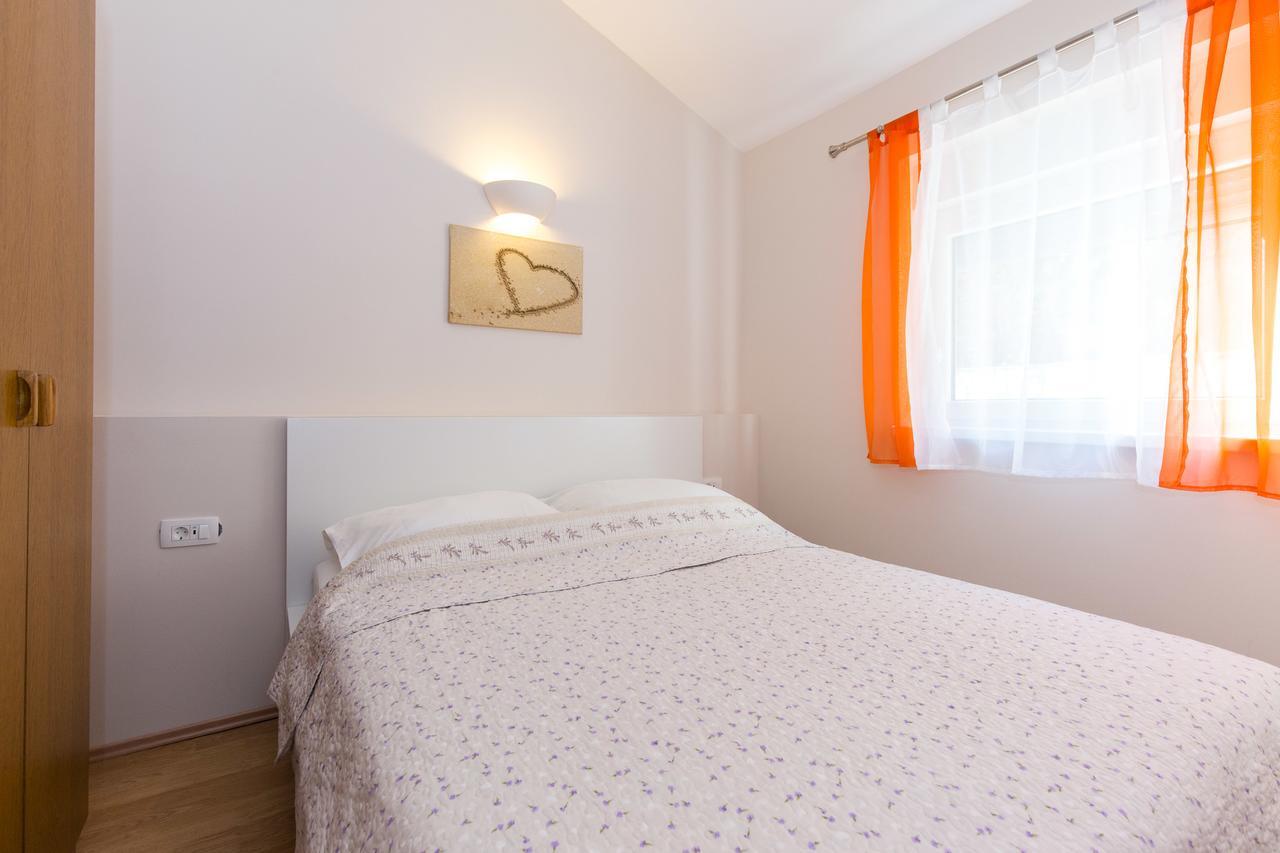 Apartments Tamaris Čižići Exterior foto