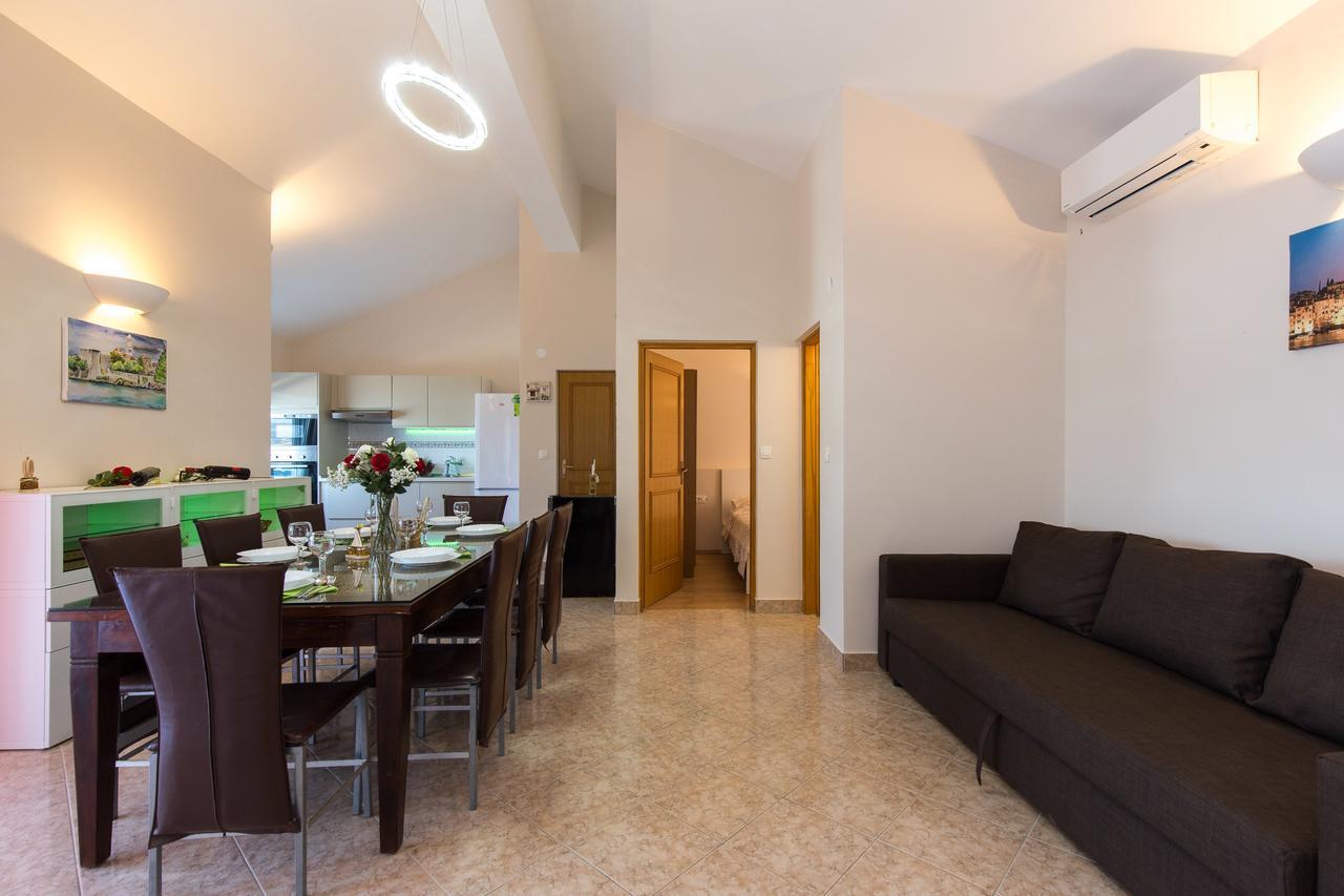 Apartments Tamaris Čižići Exterior foto